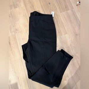 NWT - Black Old Navy Pull-On Skinny Pants